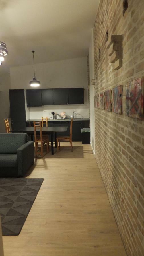 Zentrale Ruhige Ferienwohnung In Berlín Exteriér fotografie